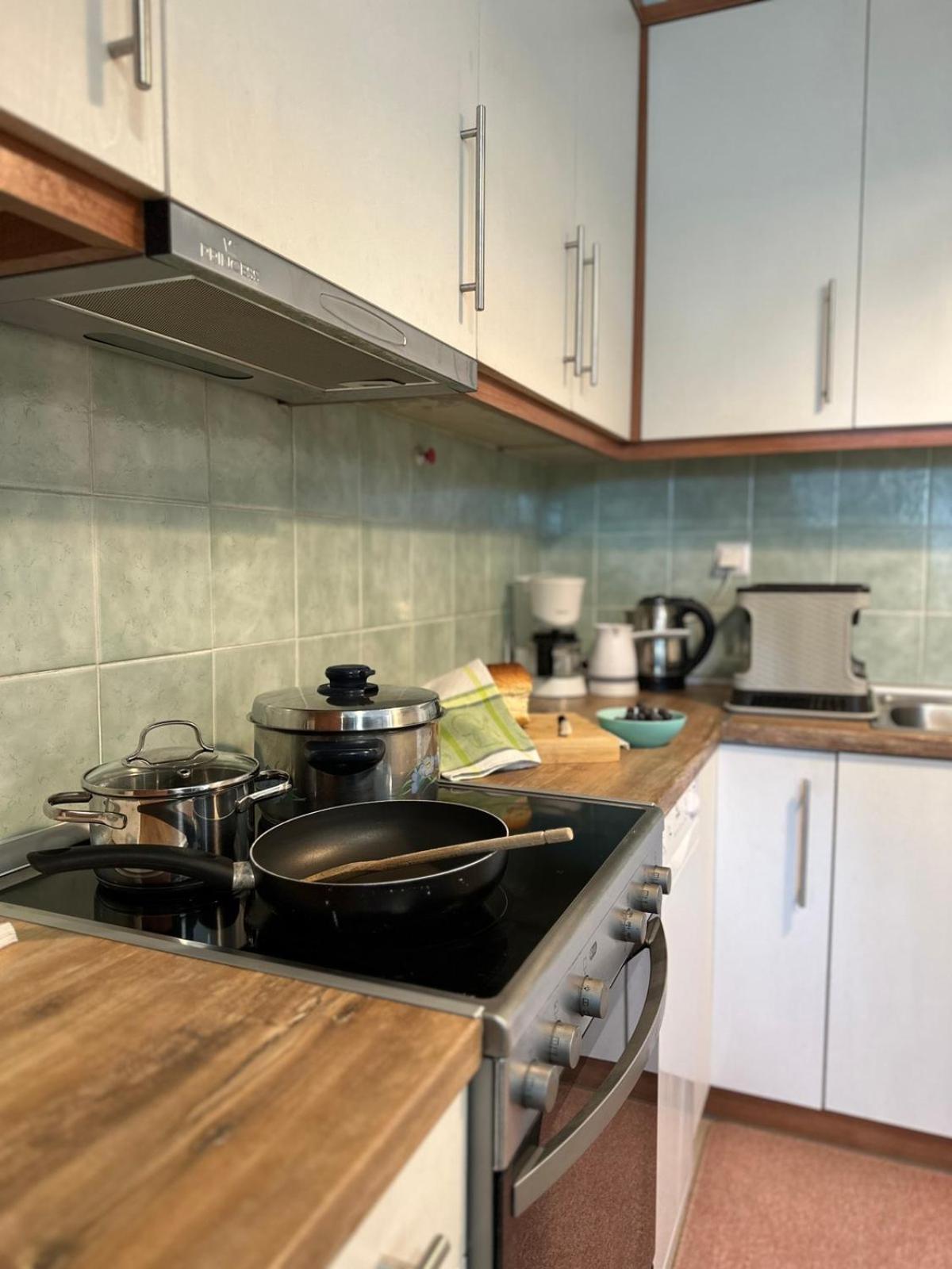 Elato Apartment Флорина Екстериор снимка