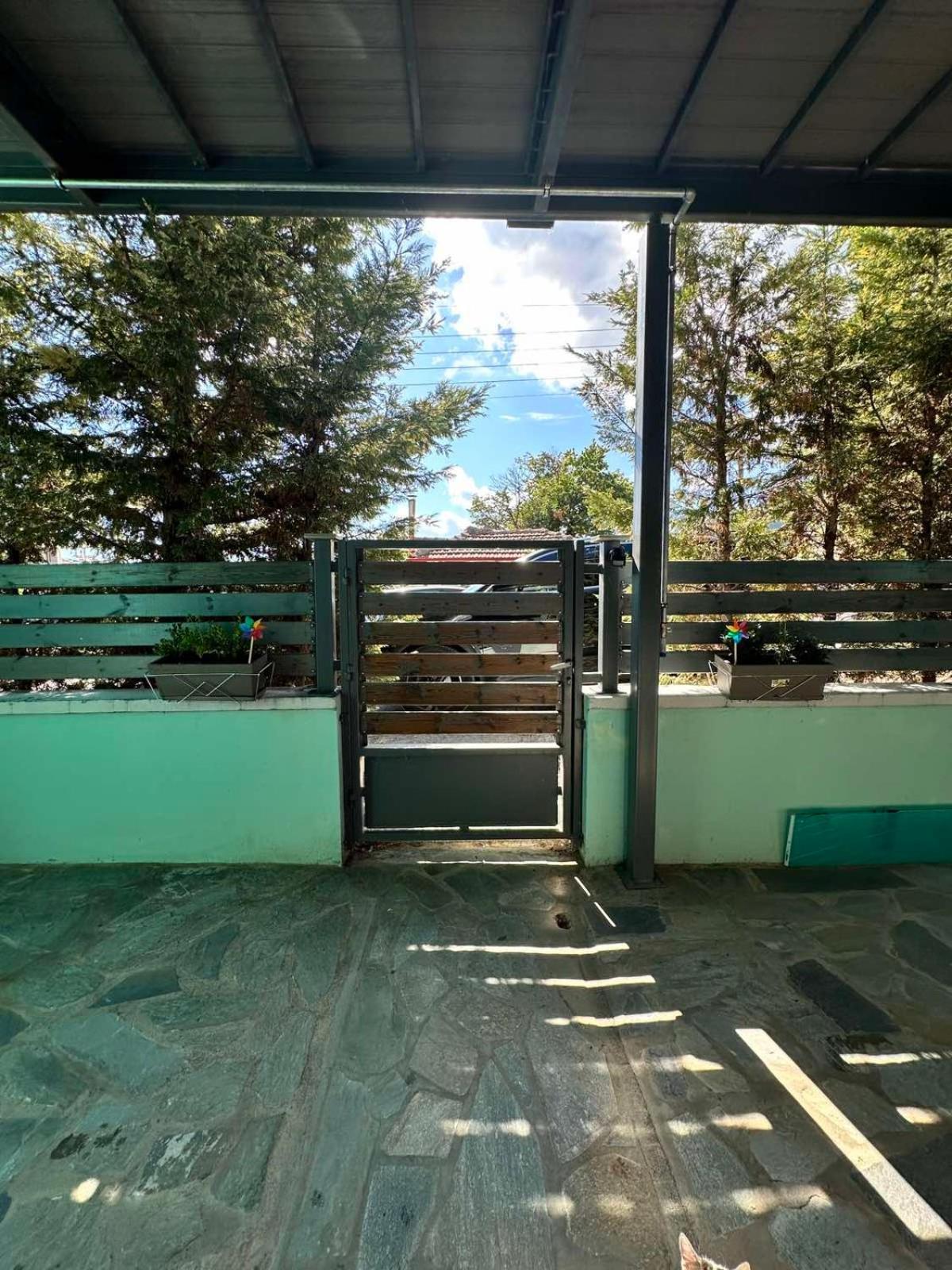 Elato Apartment Флорина Екстериор снимка
